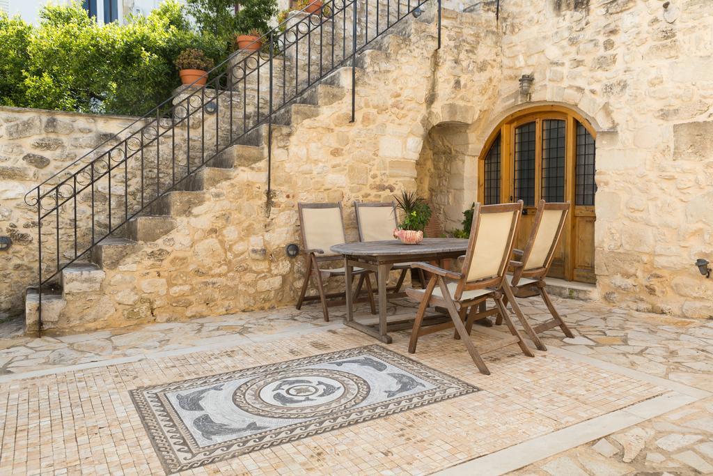 Arcus Suites Aryiroúpolis Dış mekan fotoğraf