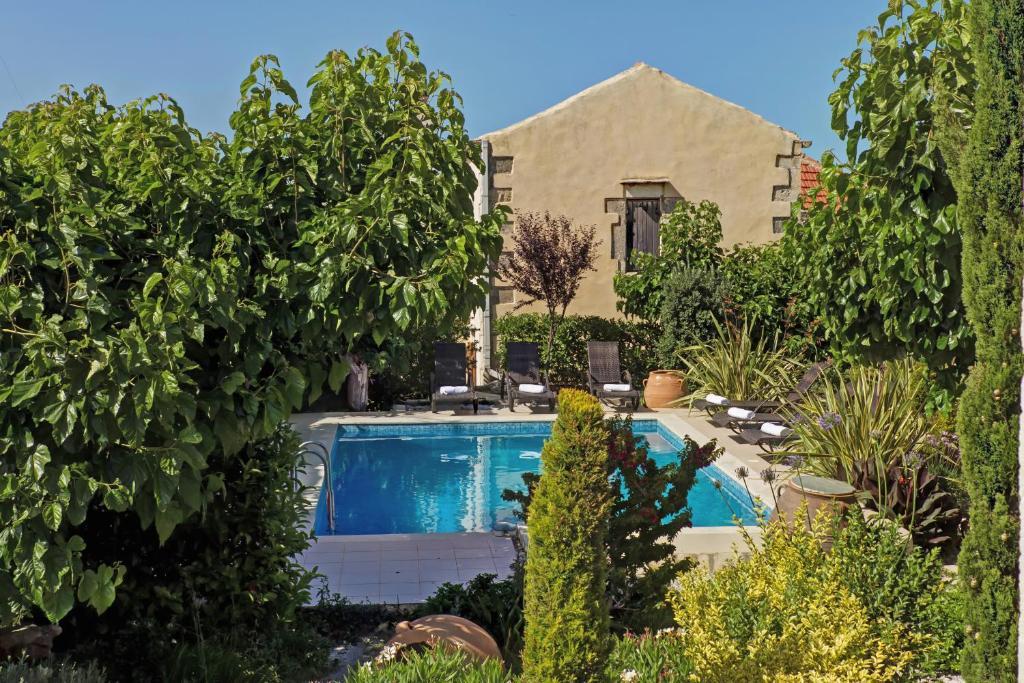 Arcus Suites Aryiroúpolis Dış mekan fotoğraf