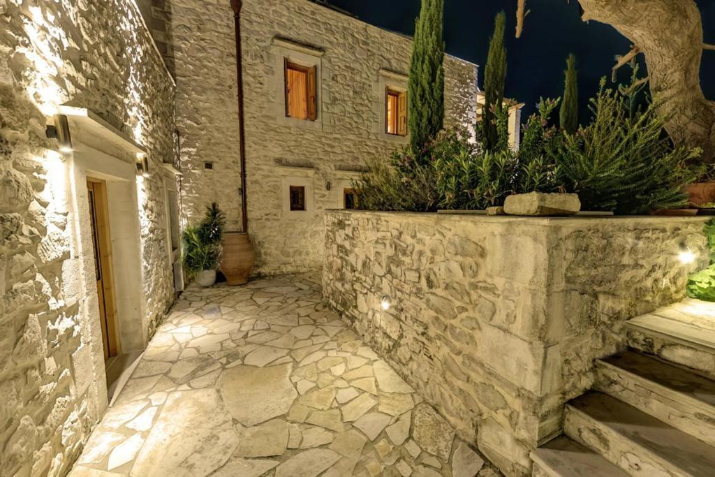 Arcus Suites Aryiroúpolis Dış mekan fotoğraf