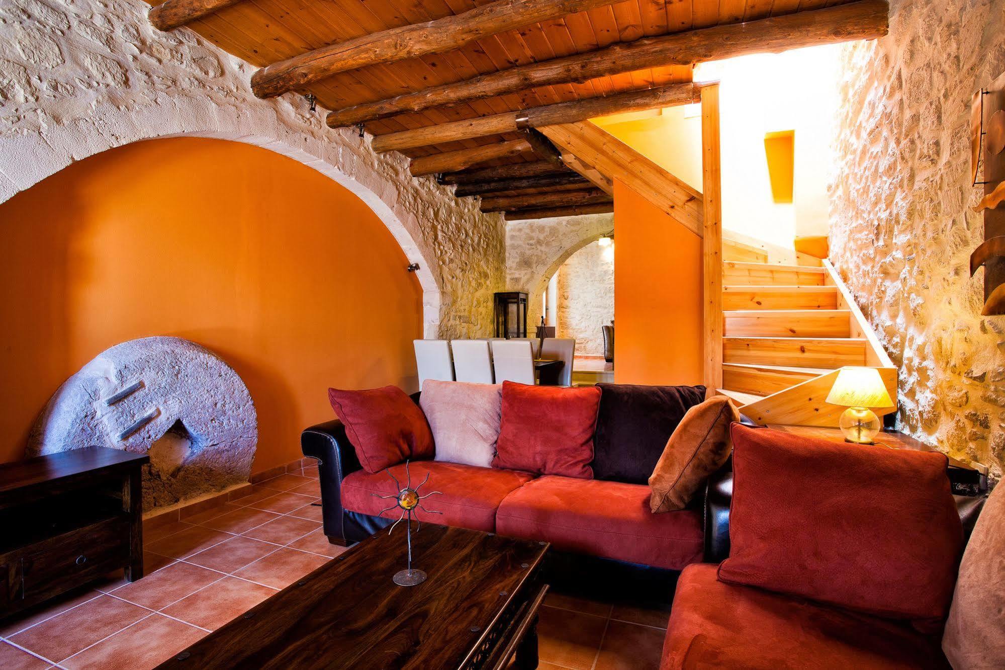 Arcus Suites Aryiroúpolis Dış mekan fotoğraf
