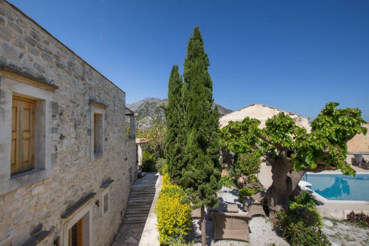 Arcus Suites Aryiroúpolis Dış mekan fotoğraf