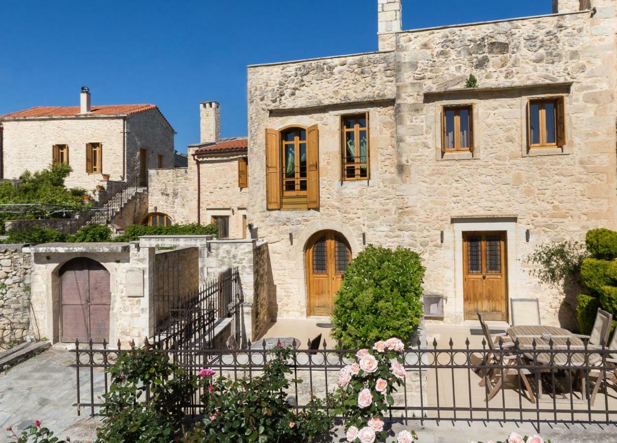 Arcus Suites Aryiroúpolis Dış mekan fotoğraf