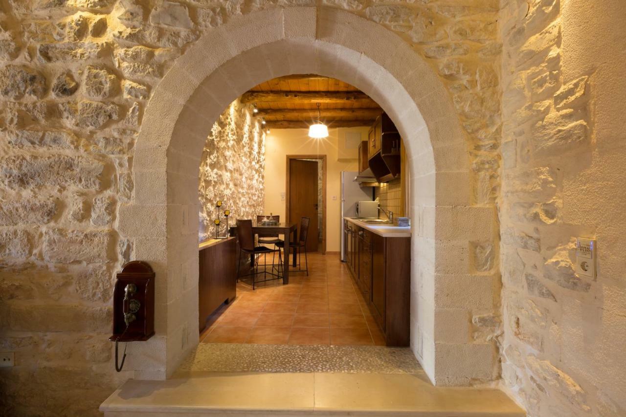 Arcus Suites Aryiroúpolis Dış mekan fotoğraf