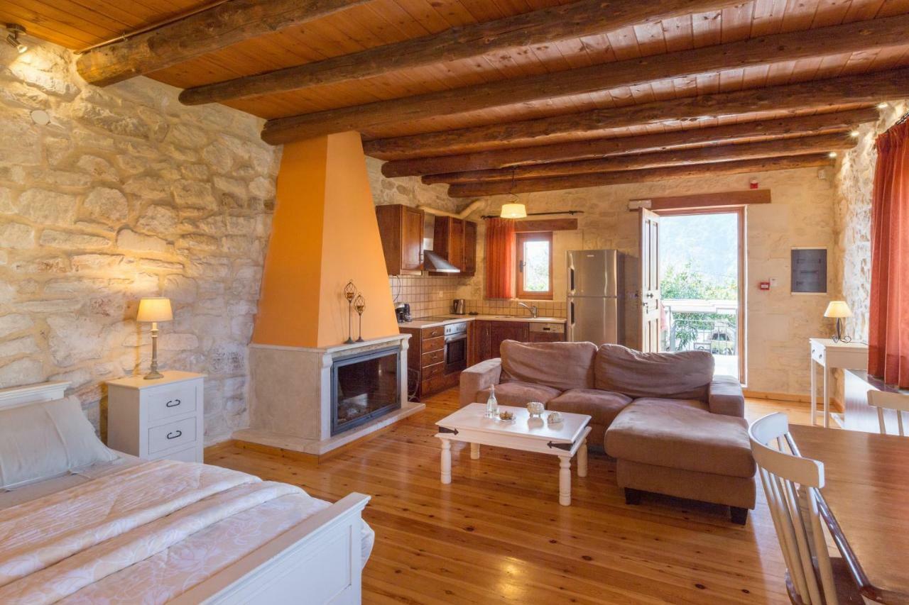 Arcus Suites Aryiroúpolis Dış mekan fotoğraf