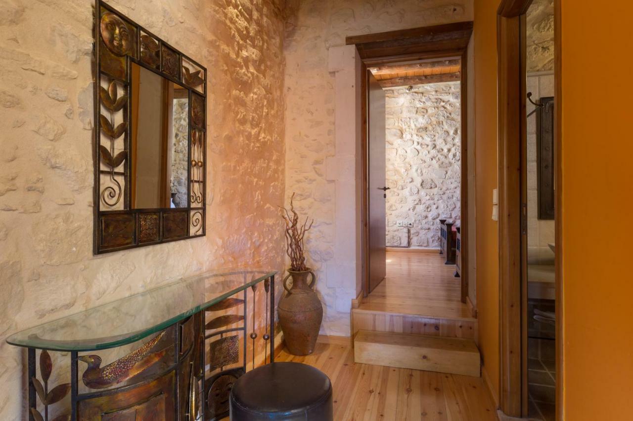 Arcus Suites Aryiroúpolis Dış mekan fotoğraf