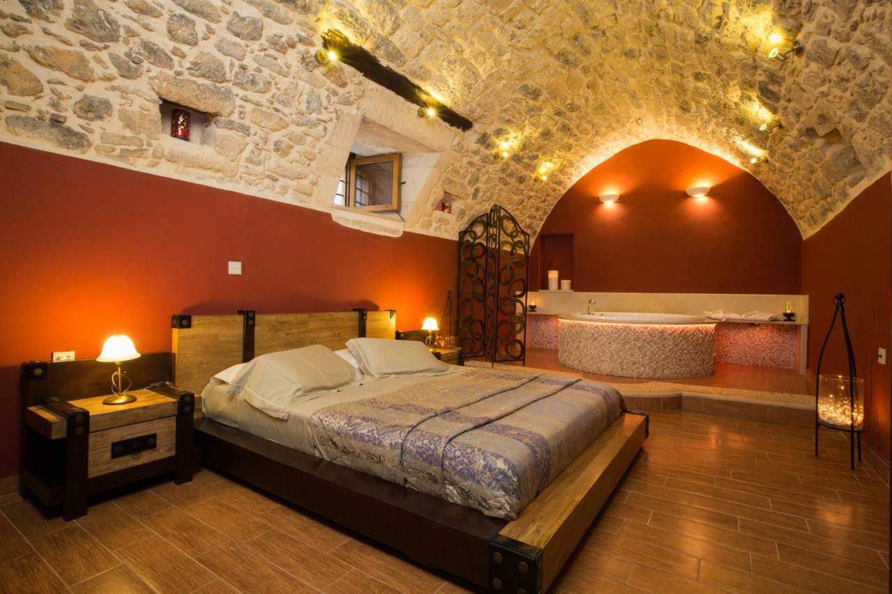 Arcus Suites Aryiroúpolis Dış mekan fotoğraf